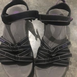 Tevas